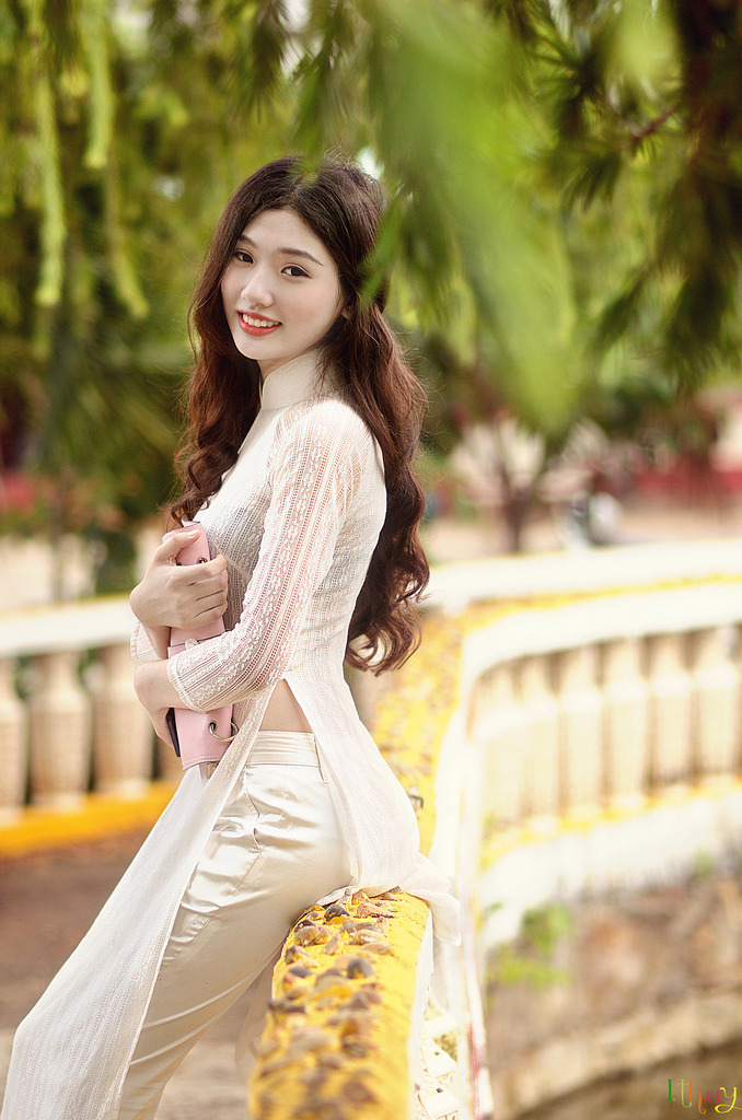 善良美丽女邻居4